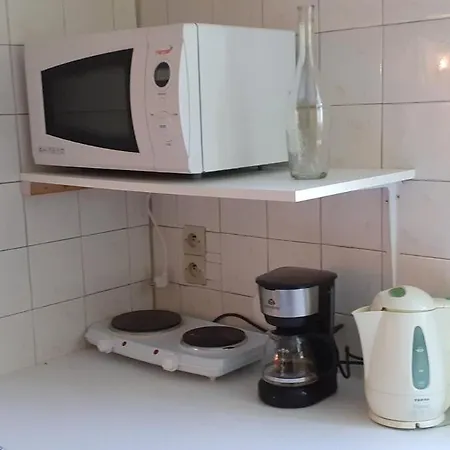 Detente Au Bord De La Riviere